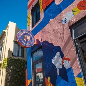 U Boutique *** Wellington