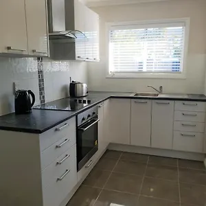 https://rose-apartment-unit-1-central-rotorua.rotoruahotelsnz.com